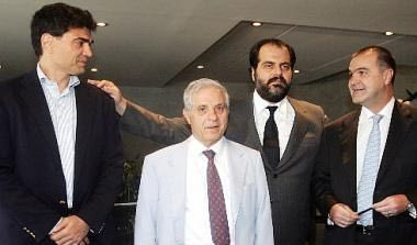 Αναμονή για τη συνάντηση των μετόχων