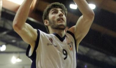 Βλέπει Τσαϊρέλη