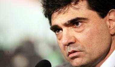 Βαρδινογιάννης: “Δεν έχουμε ανάγκη από ψευδομεσσίες”