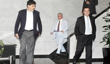 Επίθεση Βγενόπουλου σε Βαρδινογιάννη