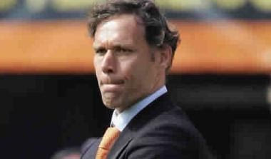 Φαν Μπάστεν: “Θέλω, αλλά…”