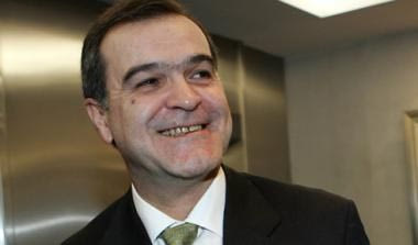 Πρόταση Βγενόπουλου για εξαγορά των μετοχών του Γ. Βαρδινογιάννη