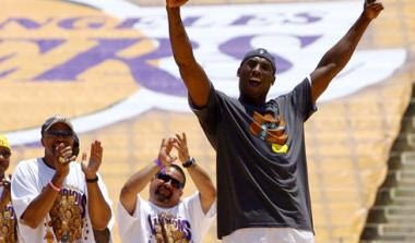 Χρυσάφι θα στοιχίσει στους Lakers η γιορτή του τίτλου (vid)