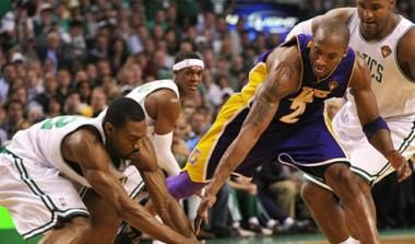 Pierce και Davis ισοφάρισαν για τους Celtics (vid)
