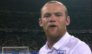 Ρούνεϊ: “Αυτοί είναι οι πιστοί φίλαθλοι;”