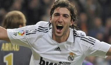 O Χιγκουαΐν αρνήθηκε πρόσκληση του Ντομενέκ