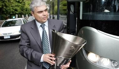 Παπαδόπουλος: “Αστειότητες του Ολυμπιακού”