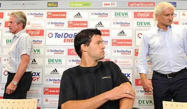 Μπάλακ προς Λαμ: “Εγώ είμαι αρχηγός της εθνικής”