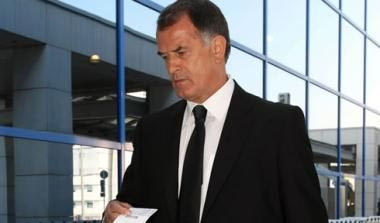 Αναχώρησε για το Ζέεφελντ η ΑΕΚ, μεταγραφές προανήγγειλε ο Μπάγεβιτς