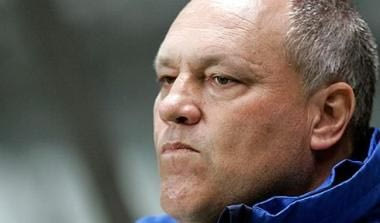 Συμφωνία με Φούλαμ ο Γιολ, άκαμπτος ο Αγιαξ