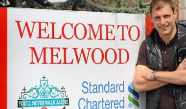 Υπέγραψε, ανακοινώθηκε και… φωτογραφήθηκε ο Γιοβάνοβιτς