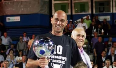 Ανανέωσε για ακόμη ένα χρόνο ο Καραδήμος