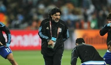 Μαραντόνα: “Τι συμβαίνει Σβάισταϊνγκερ, είσαι νευρικός;” (vid)