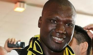 Υπέγραψε ο Ντιοπ. Μπάγεβιτς: “Περιμέναμε καιρό αυτή τη μεταγραφή”