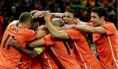 Διόρθωσαν το λάθος τους και στέγασαν την εθνική οι άνθρωποι της ομοσπονδίας