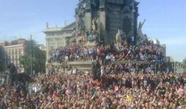 Η αποθέωση των πρωταθλητών και η μπηχτή του Πικέ στον Μουρίνιο (vids)