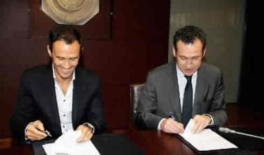 Υπέγραψε και δήλωσε έτοιμος για τη Ρεάλ ο Καρβάλιο