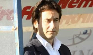 Προβληματισμένος ο Χατζηνικολάου