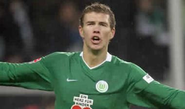 Έξαλλος με τη διοίκηση ο Τζέκο, περιμένει τις εξελίξεις με Ντιέγκο