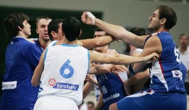 Δεν αναγράφησαν ονόματα στο φύλλο αγώνα