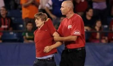 Επίδοξοι Jimmy Jump στο ΠΑΟ-Μίλαν (vid)