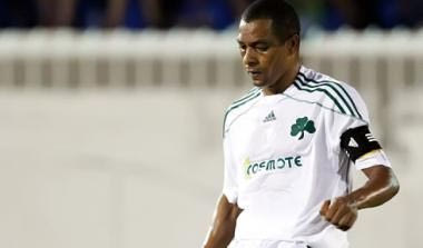 Ζιλμπέρτο Σίλβα: “Εξαρτάται από εμάς να πάρουμε το νταμπλ”