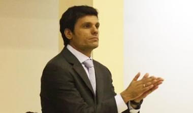 Ο Άγγελος Κορωνιός αρθρογραφεί στο contra.gr