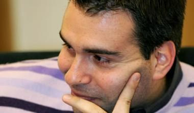 Παπαποστόλου: “Σημασία έχει τι θα γίνει στο γήπεδο”. Βάντεν Στοκ: “Δύσκολο να παίζεις στην Αθήνα”