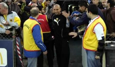 Εκδηλώσεις λατρείας και στην προπόνηση (photos)