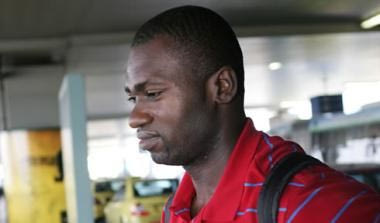 Στην Αθήνα ο Σάτο. “Είμαι πράσινος”