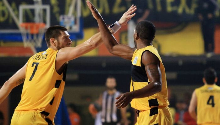 Ούνιξ – Άρης 73-74 παρ.