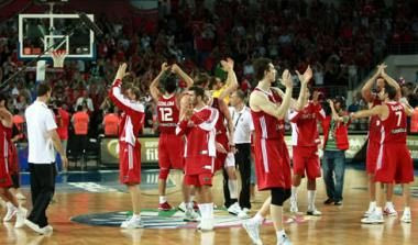 Ευτυχισμένοι οι Τούρκοι, οργισμένοι οι Σέρβοι