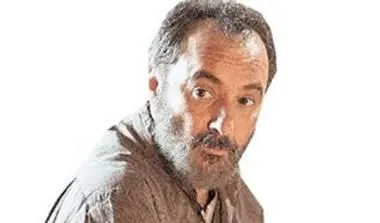 Ο Στέλιος Μάινας στο  cosmo.gr