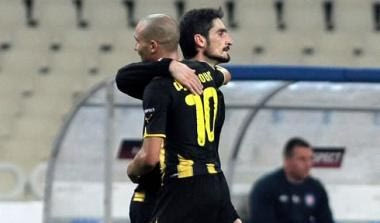 Λυμπερόπουλος: “Κοιτάμε μπροστά”. Τζιμπούρ: “Η χρονιά της ΑΕΚ”