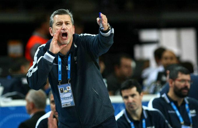 Ζούρος: “Θέλουν χρόνο Ολυμπιακός, Παναθηναϊκός”