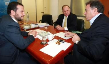 Συνάντηση Αδαμίδη – Σγουρού για τη Νέα Φιλαδέλφεια