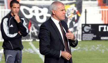 Με 22 παίκτες και τον Λιαπάκη η αποστολή του Ο.Φ.Η.