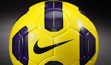 Η Μπάλα Ποδοσφαίρου Υψηλής Ορατότητας Nike Total 90 Tracer