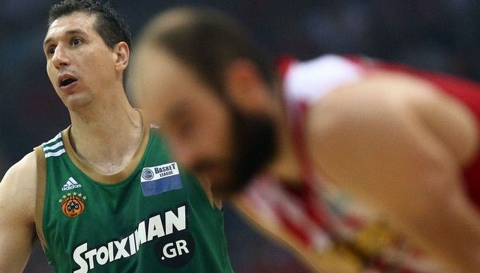 Ο Παναθηναϊκός κρατάει στα χέρια του τον “εμφύλιο” με Ολυμπιακό