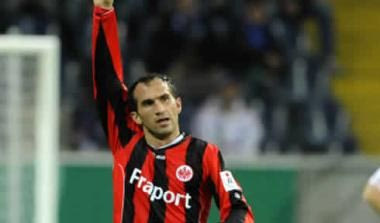 Φάση των 32: “Φωτιές” βγάζουν Γκέκας και Τζαβέλλας (vids)