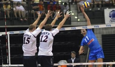 Καναβάρο: “Ζούμε σε μία γελοία χώρα”