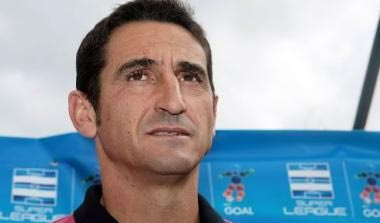 Χιμένεθ: “Λύσεις πρώτα εκ των έσω και έπονται οι μεταγραφές”