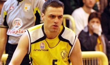 Επέστρεψε στον  Ηλυσιακό ο Καρύδας