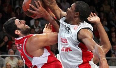 Μπάμπεργκ-Ολυμπιακός 73-61 (videos)