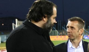 Συνάντηση κορυφής και μήνυμα αντεπίθεσης