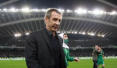 Νιόπλιας στους παίκτες: “Με το ίδιο πάθος και στο πρώτο ημίχρονο” (videos)