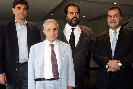 Τι λέτε για μια πολυμετοχικότητα;