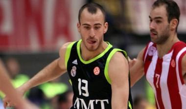 Ροντρίγκεθ: “Φαβορί για την Ευρωλίγκα ο Ολυμπιακός”