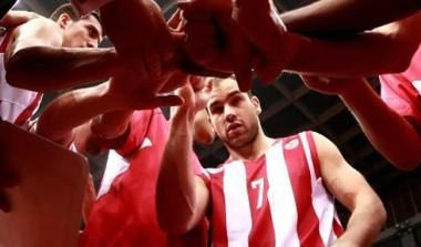 Αποθεώθηκε από τους συμπαίκτες του ο Σπανούλης (vids)