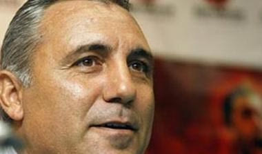 Ρόλο στην Μπαρτσελόνα αναλαμβάνει ο Στόιτσκοφ